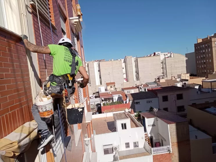 pintar paredes de edificios altos castellon